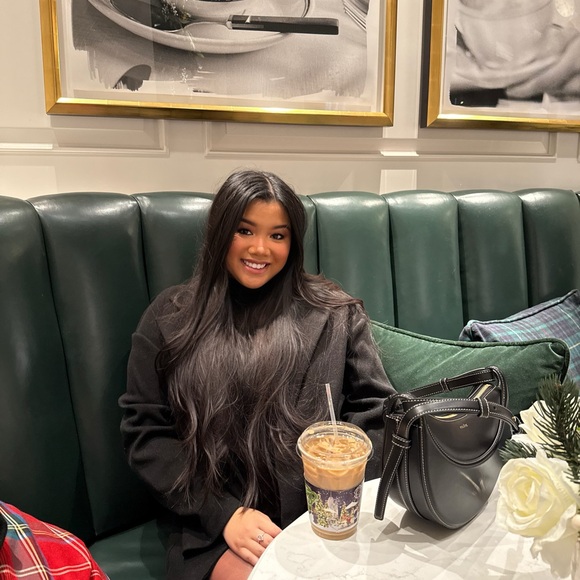 Meet your Posher, Mimi - Picture 2 of 2